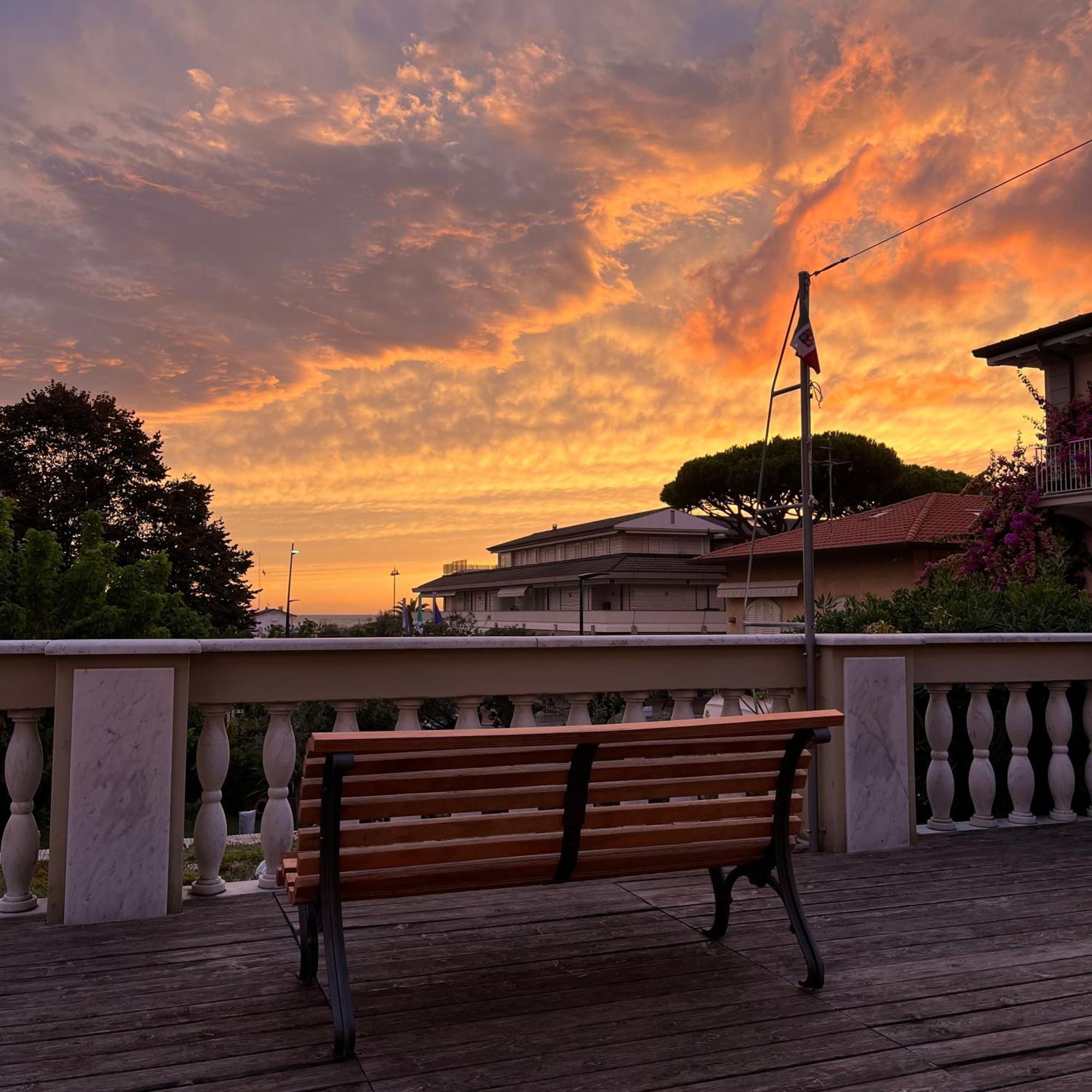 Hotel Regina Forte dei Marmi Esterno foto