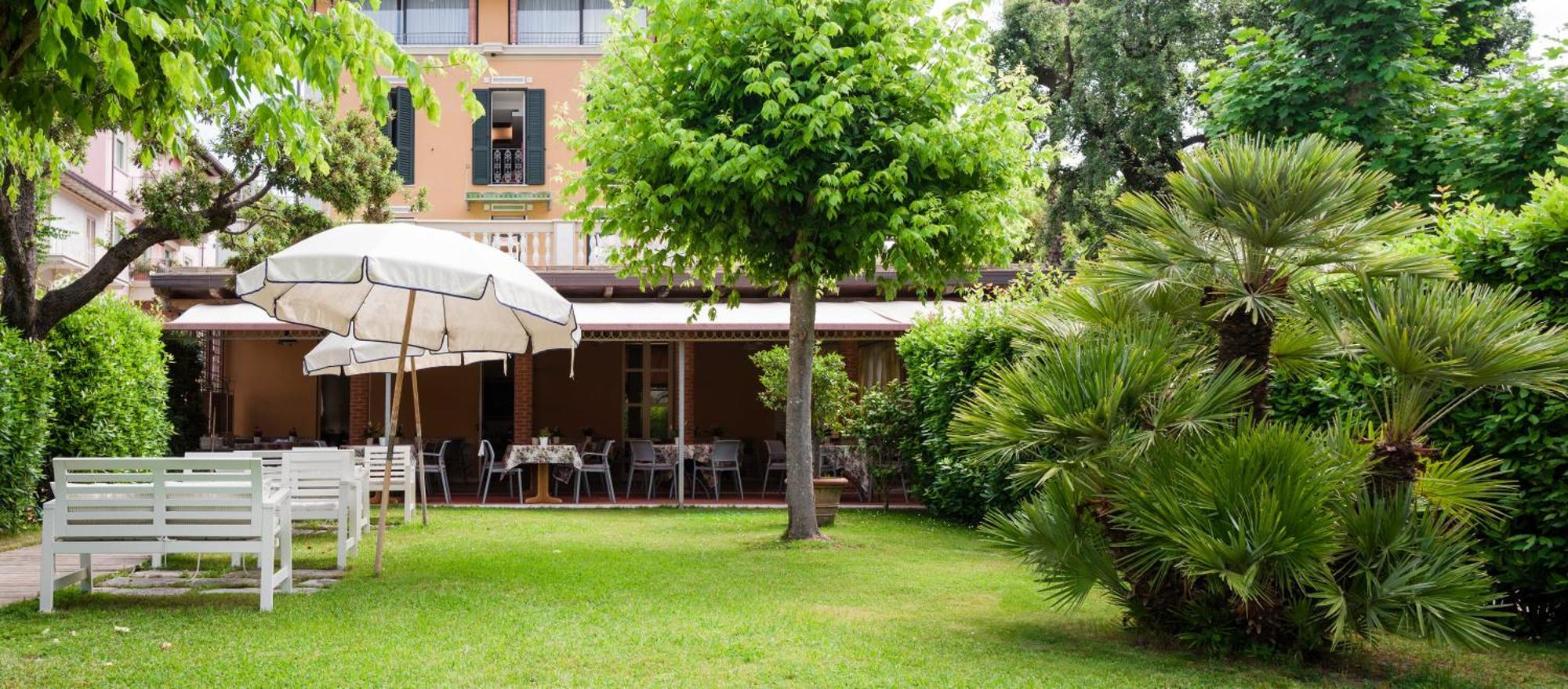 Hotel Regina Forte dei Marmi Esterno foto